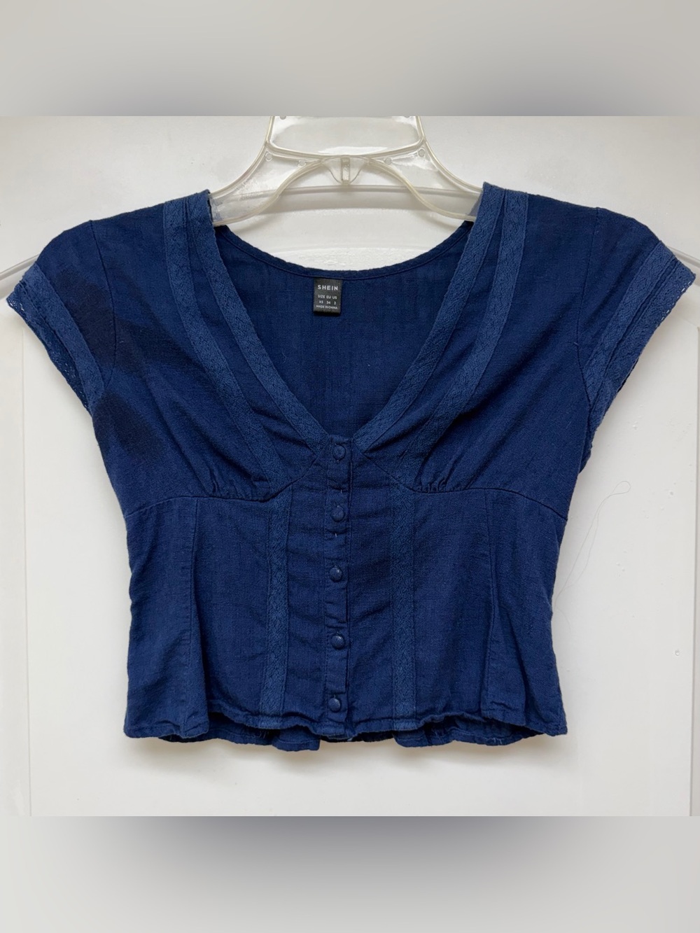 116: SHEIN Navy Short-Sleeve V-Neck Button Crop Top - XS